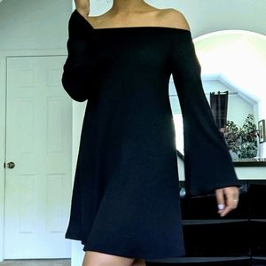 Ribbed of the shoulder Dress